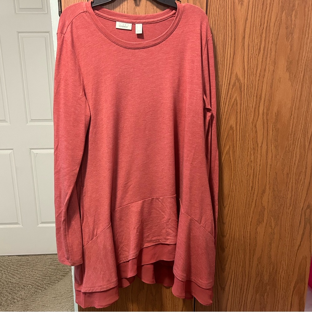 LOGO LOUNGE WOMENS MEDIUM LONG SLEEVED FLOWY BURGUNDY TUNIC TOP